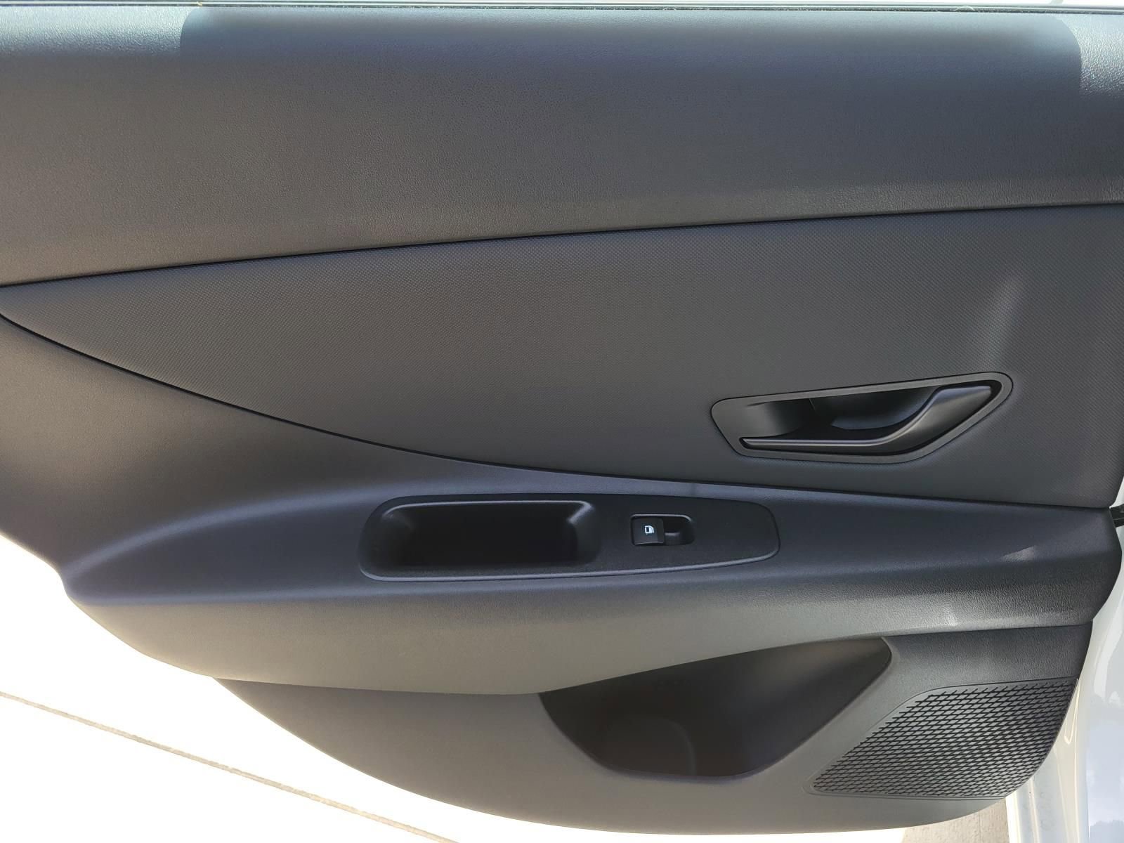 New 2026 Hyundai Elantra Sport FWD image 8