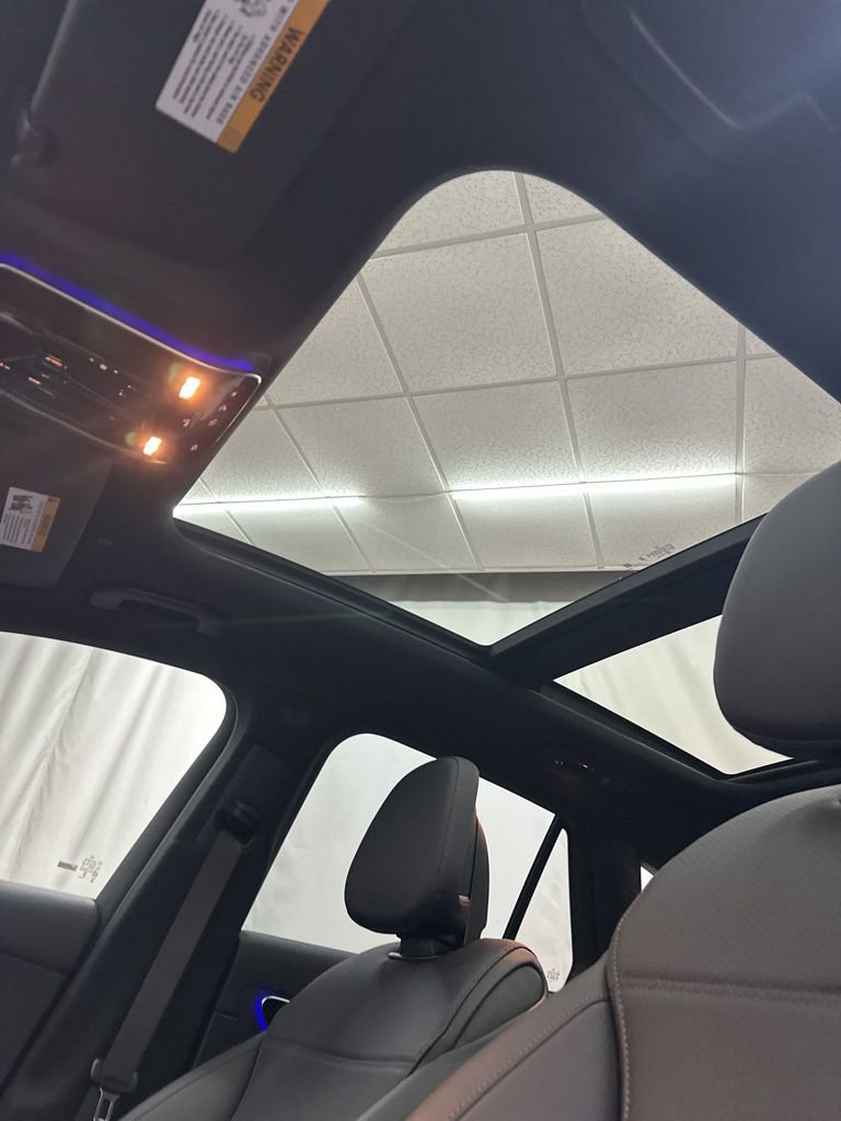 Used 2026 Mercedes-Benz GLC 300 image 19