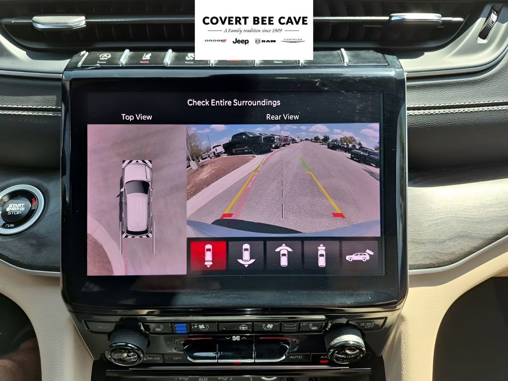 Used 2024 Jeep Grand Cherokee Limited w/ Luxury Tech Group II image 45