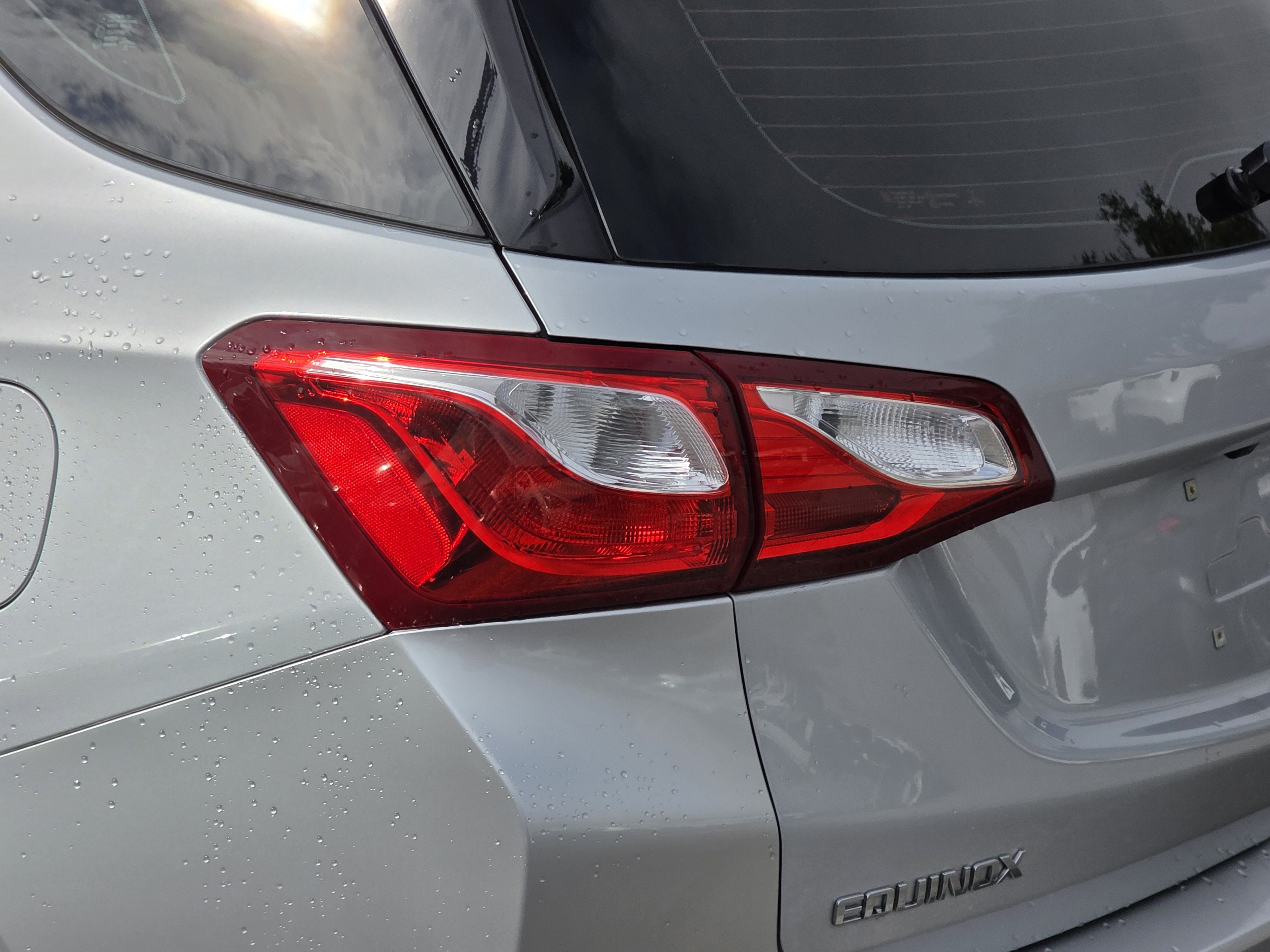 Used 2019 Chevrolet Equinox LS image 7