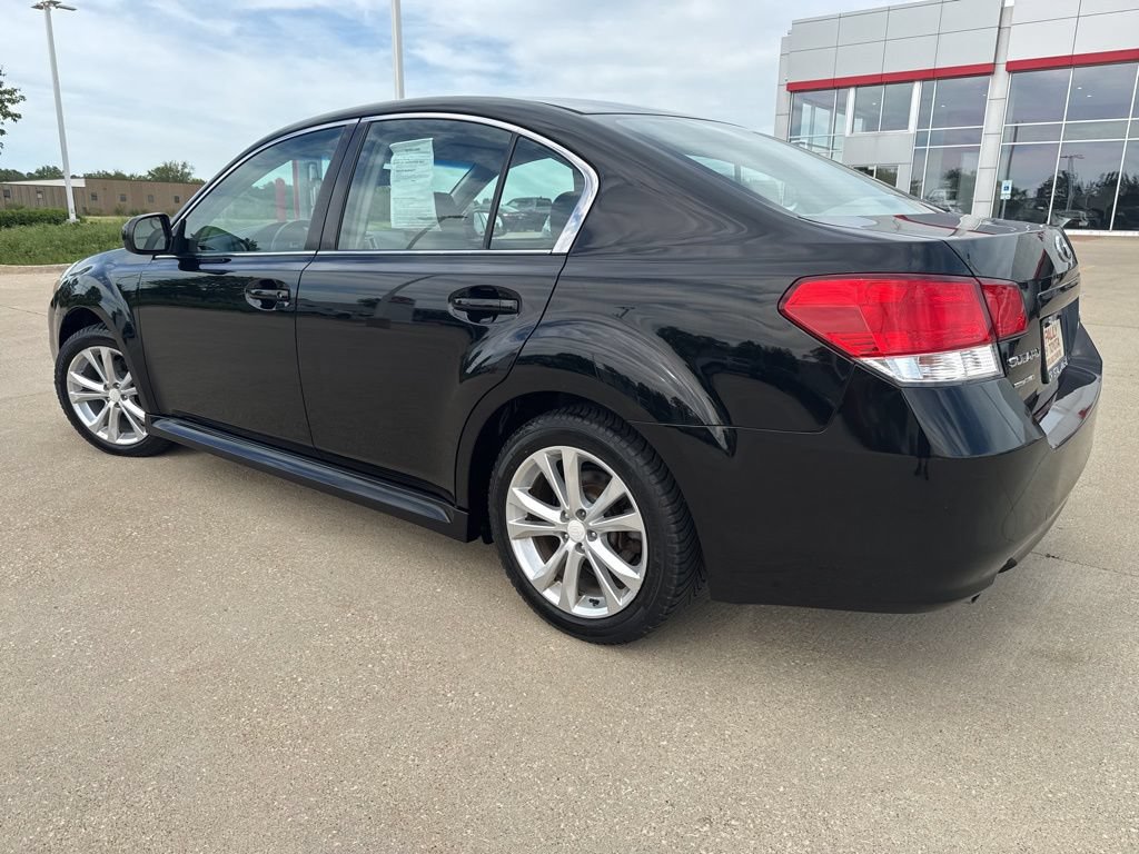 Used 2013 Subaru Legacy 2.5i Premium w/ All-Weather Pkg AWD/4WD image 5