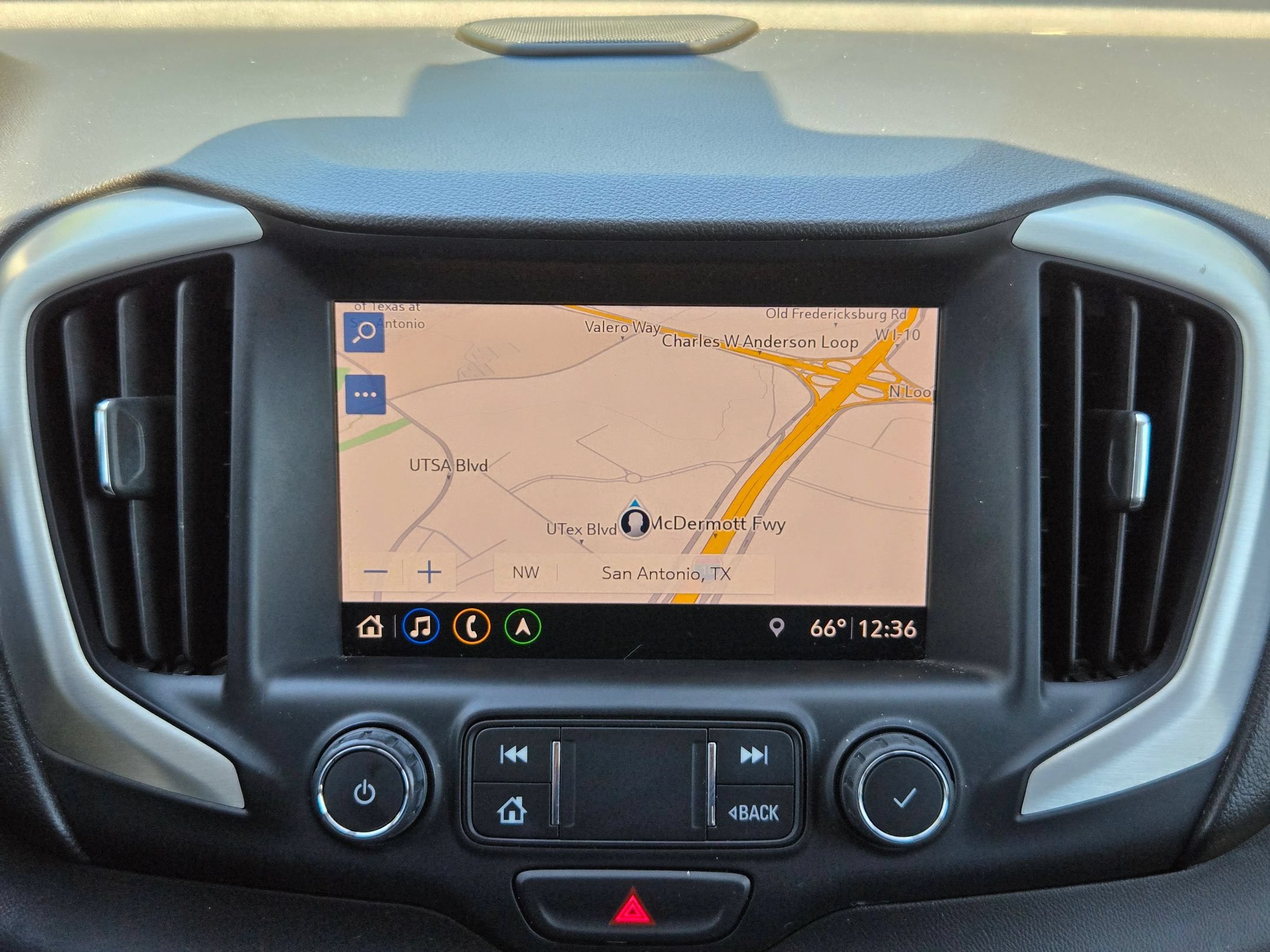 Used 2020 GMC Terrain SLT w/ Preferred Package FWD image 17