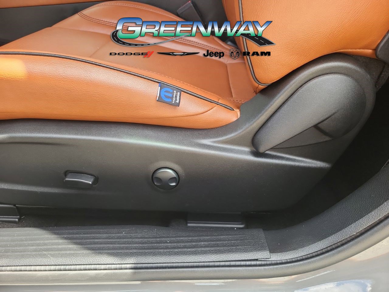 Used 2023 Dodge Challenger R/T Scat Pack RWD image 17