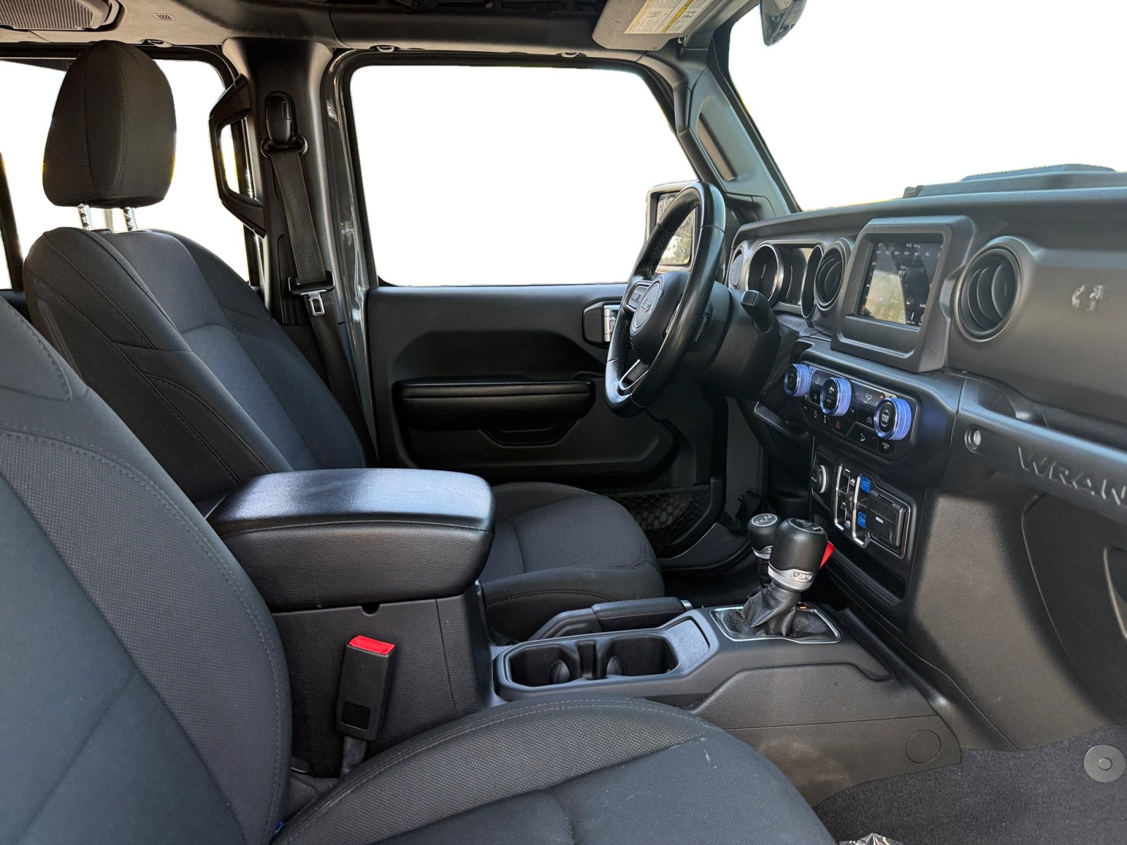 Used 2020 Jeep Wrangler Unlimited Sport image 14