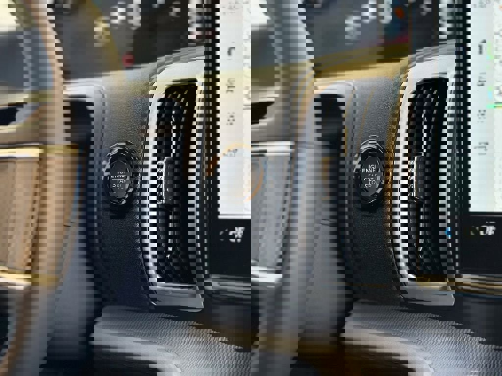 New 2026 Ford Expedition Active image 16