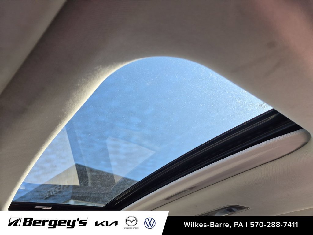 Used 2020 Kia Soul GT-Line w/ GT 2.0L Power Sunroof Package FWD image 31