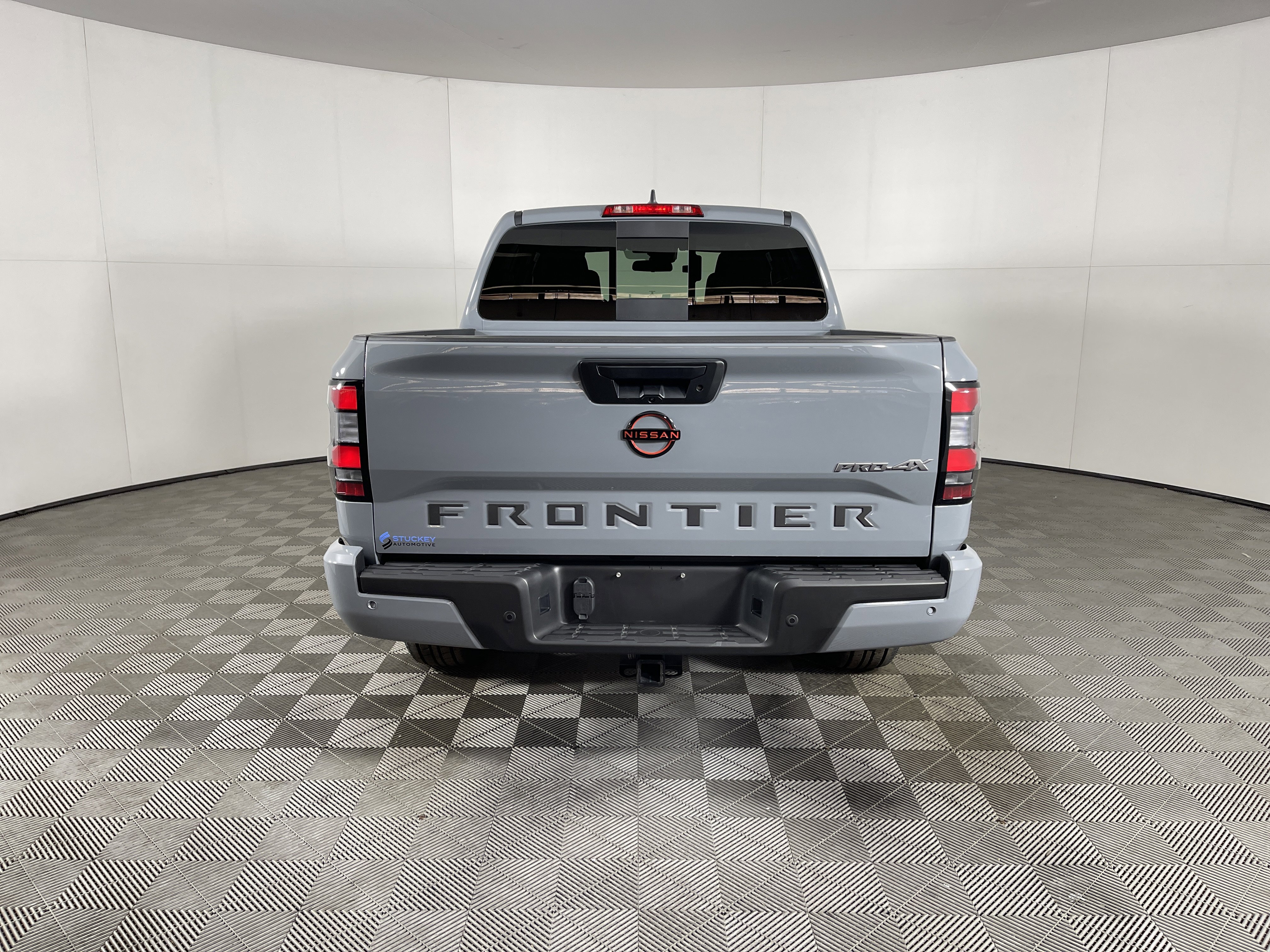 Used 2023 Nissan Frontier PRO-4X w/ Pro Convenience Package image 4