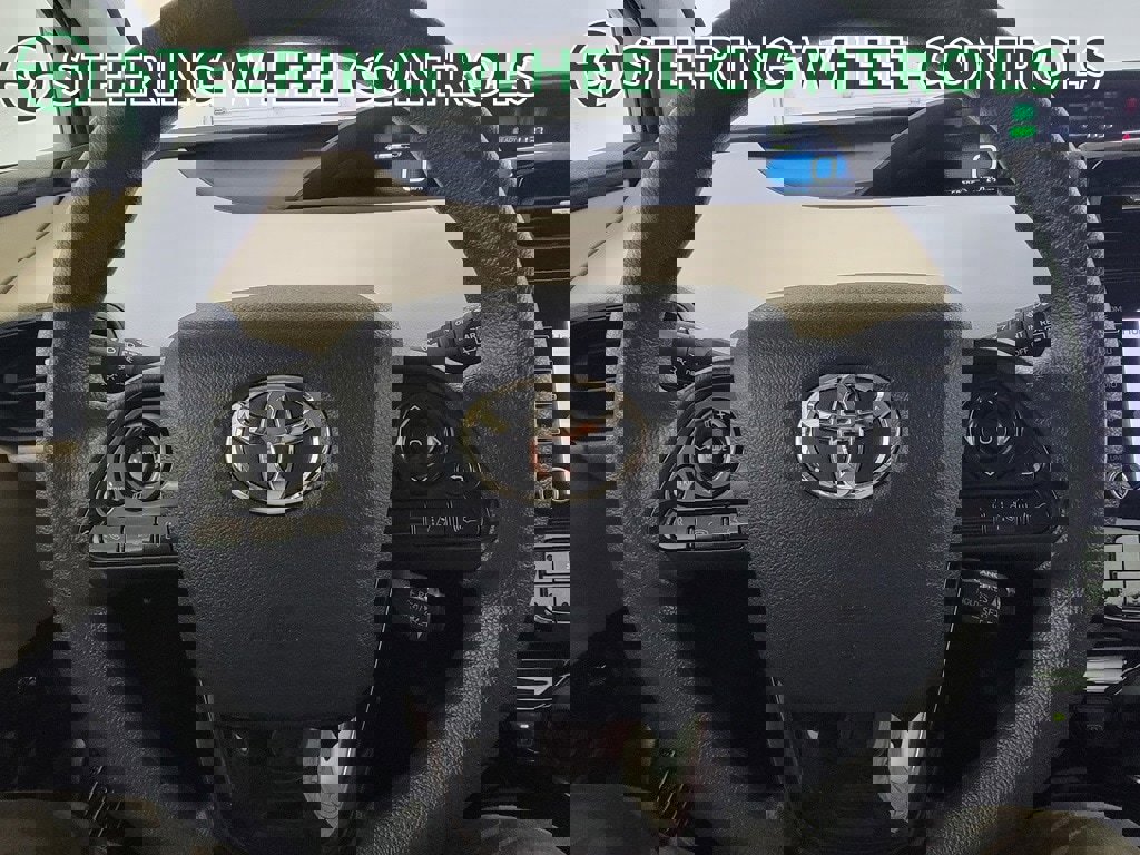 Used 2020 Toyota Prius image 18