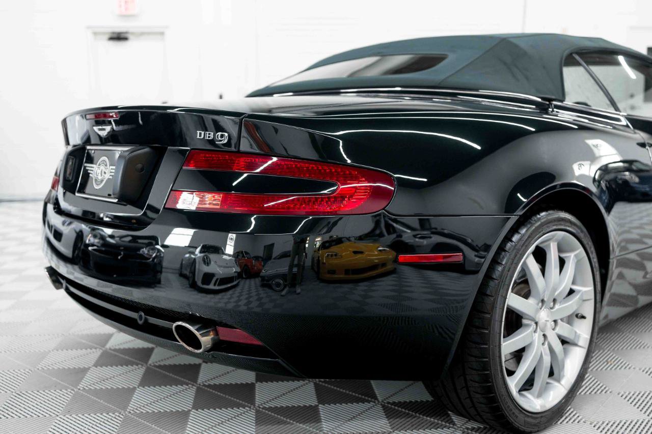 Used 2006 Aston Martin DB9 Volante RWD image 38