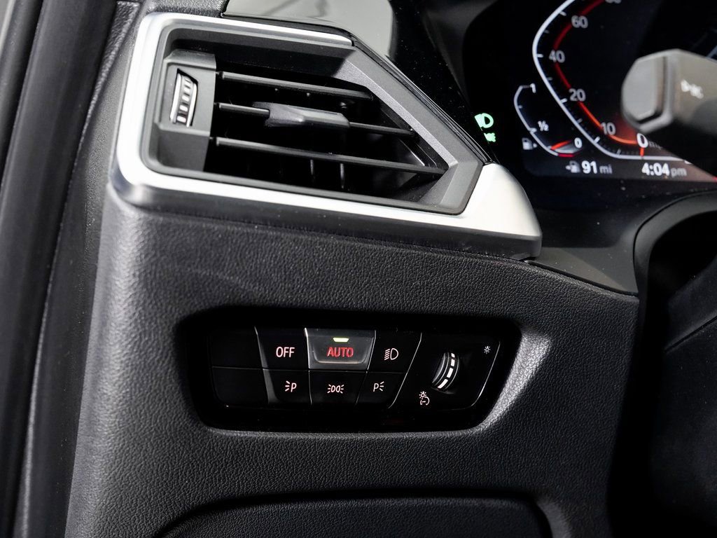 Used 2020 BMW 330i xDrive Sedan w/ Convenience Package AWD/4WD image 10