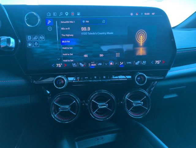 Certified 2025 Chevrolet Blazer EV RS RWD image 10