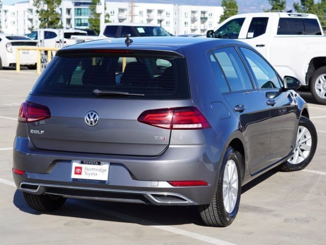 Used 2018 Volkswagen Golf S image 7