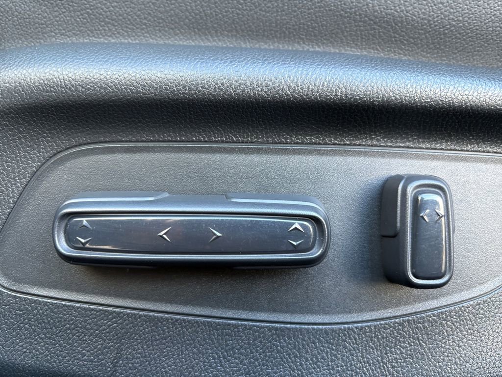 Used 2023 Honda Civic EX-L image 13