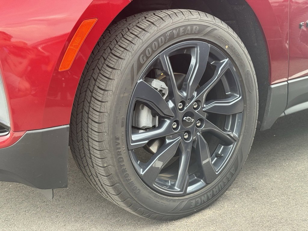 Used 2023 Chevrolet Equinox RS image 28