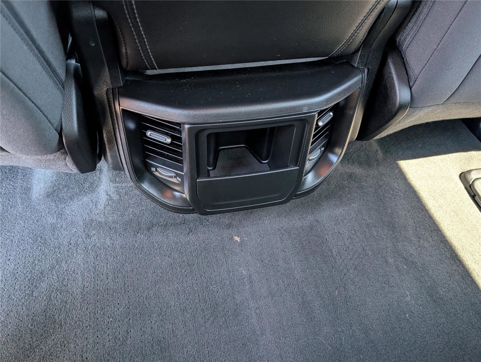 Used 2023 RAM 1500 Big Horn AWD/4WD image 18