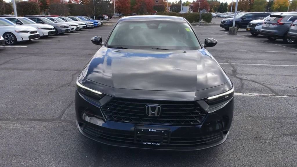 New 2025 Honda Accord LX image 3
