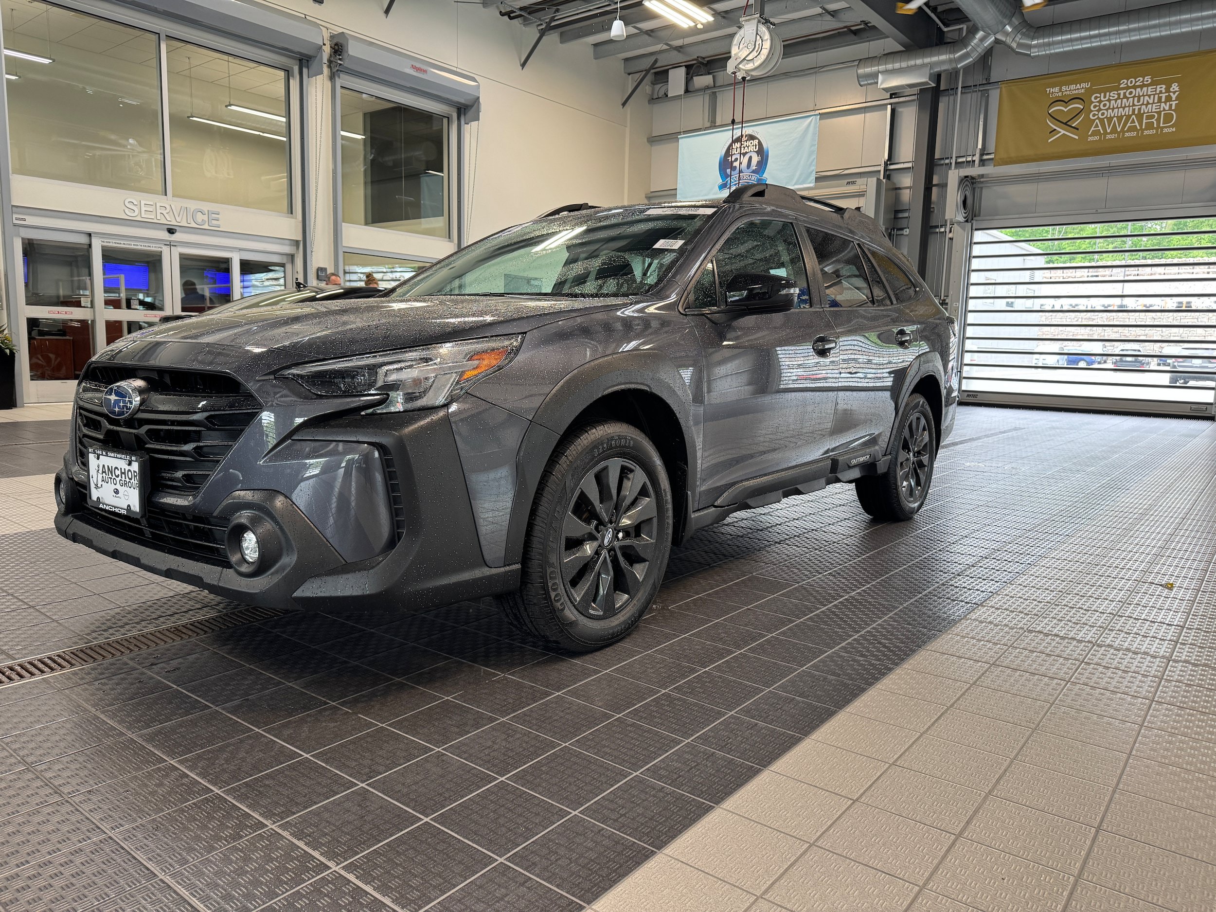 Used 2023 Subaru Outback Onyx Edition XT AWD/4WD image 2