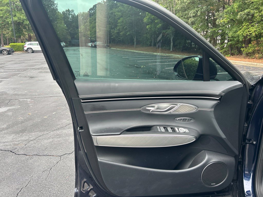 Certified 2025 Genesis Electrified GV70 w/ Prestige Package AWD/4WD image 5