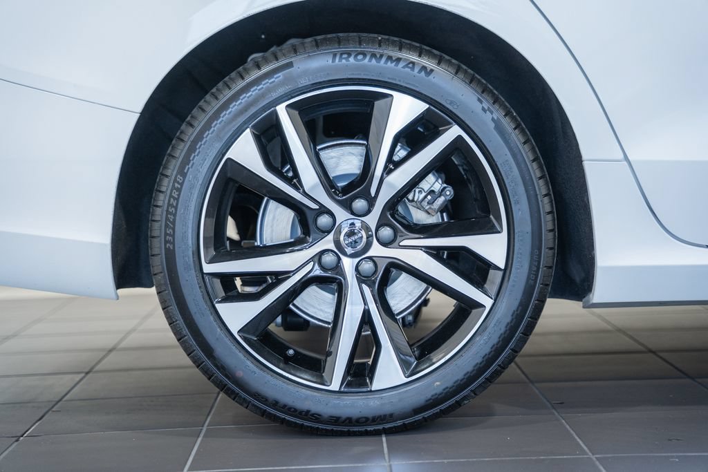 Used 2024 Volvo S60 B5 Core FWD image 14
