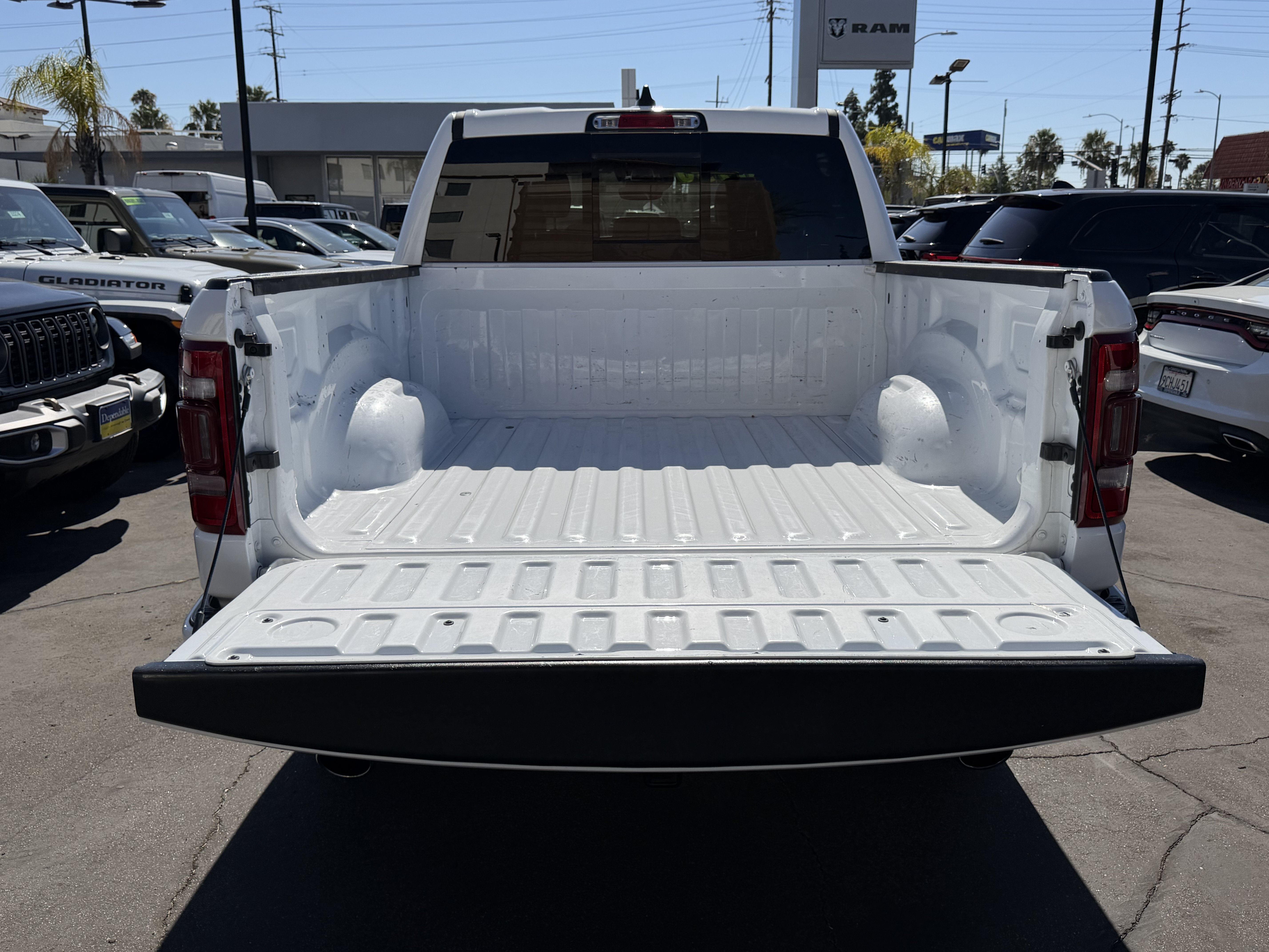 Certified 2022 RAM 1500 Laramie w/ Sport Appearance Package AWD/4WD image 15