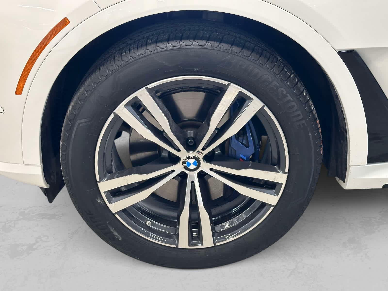 Used 2024 BMW X7 xDrive40i w/ Executive Package AWD/4WD image 9
