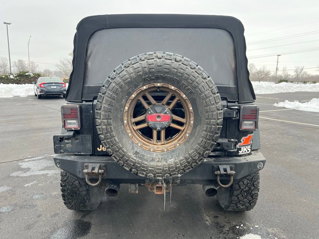 Used 2014 Jeep Wrangler Unlimited Sahara image 4