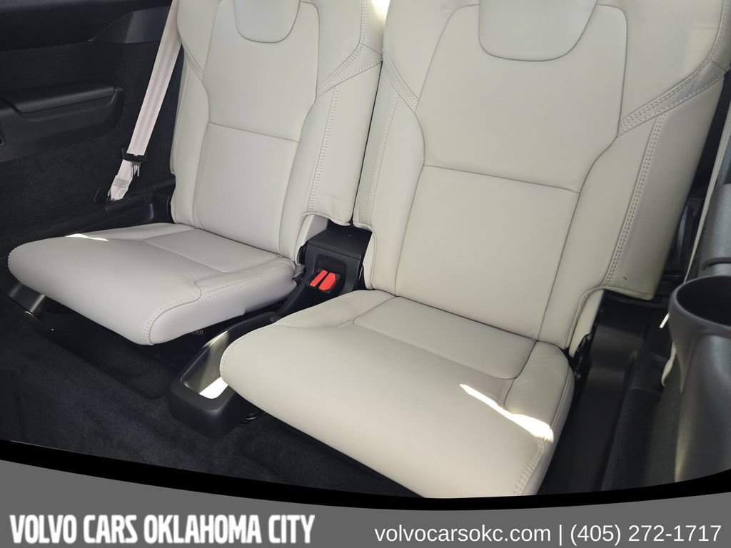 Certified 2023 Volvo XC90 B6 Ultimate w/ Protection Package Premier AWD/4WD image 33