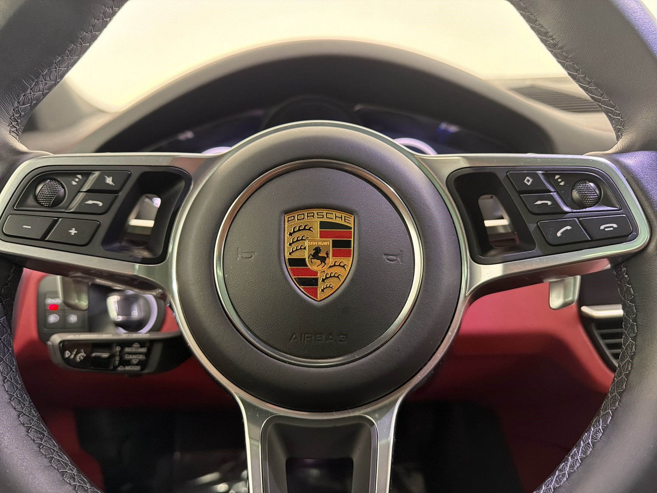 Certified 2022 Porsche Cayenne AWD/4WD image 21