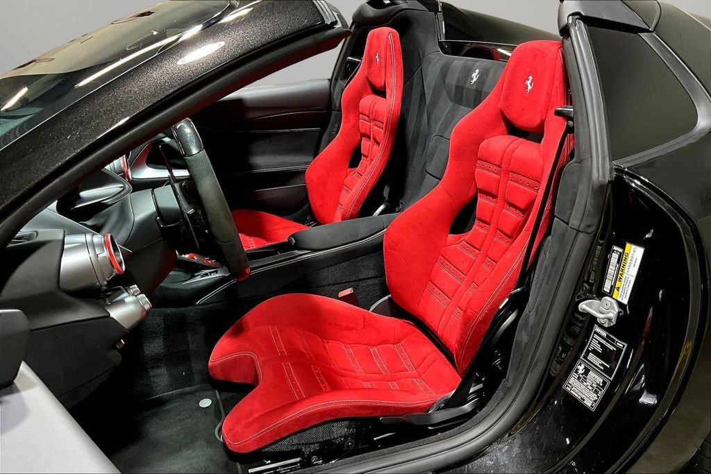 Used 2023 Ferrari 812 GTS RWD image 19