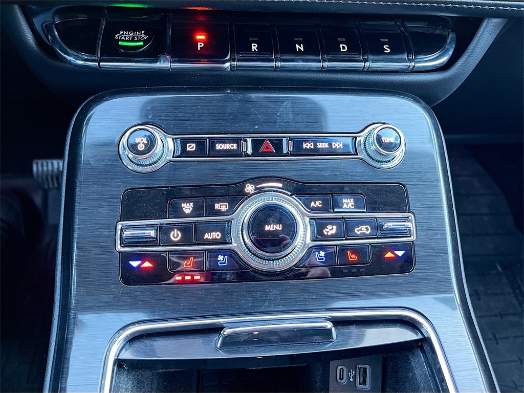 Used 2023 Lincoln Nautilus Reserve w/ Equipment Group 201A image 16