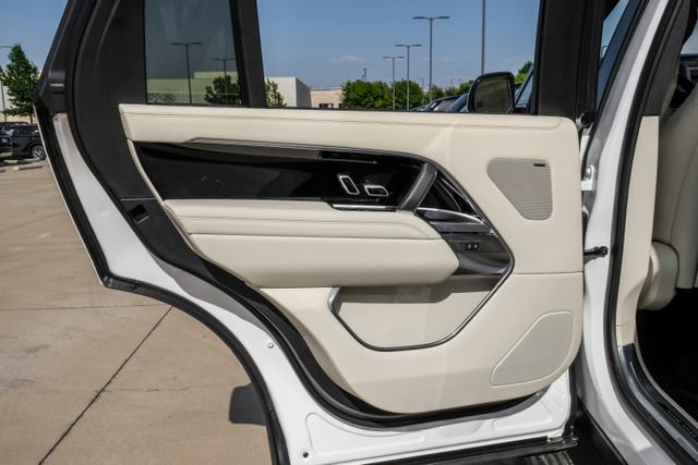 New 2026 Land Rover Range Rover Long Wheelbase SE AWD/4WD image 56
