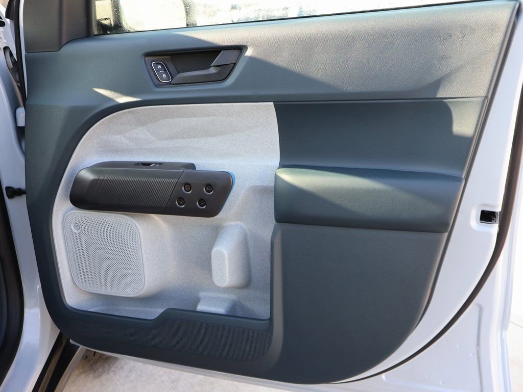 New 2026 Ford Maverick XLT w/ XLT Luxury Package image 9