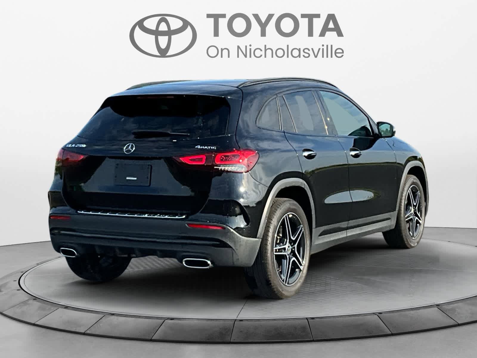 Used 2023 Mercedes-Benz GLA 250 4MATIC image 6