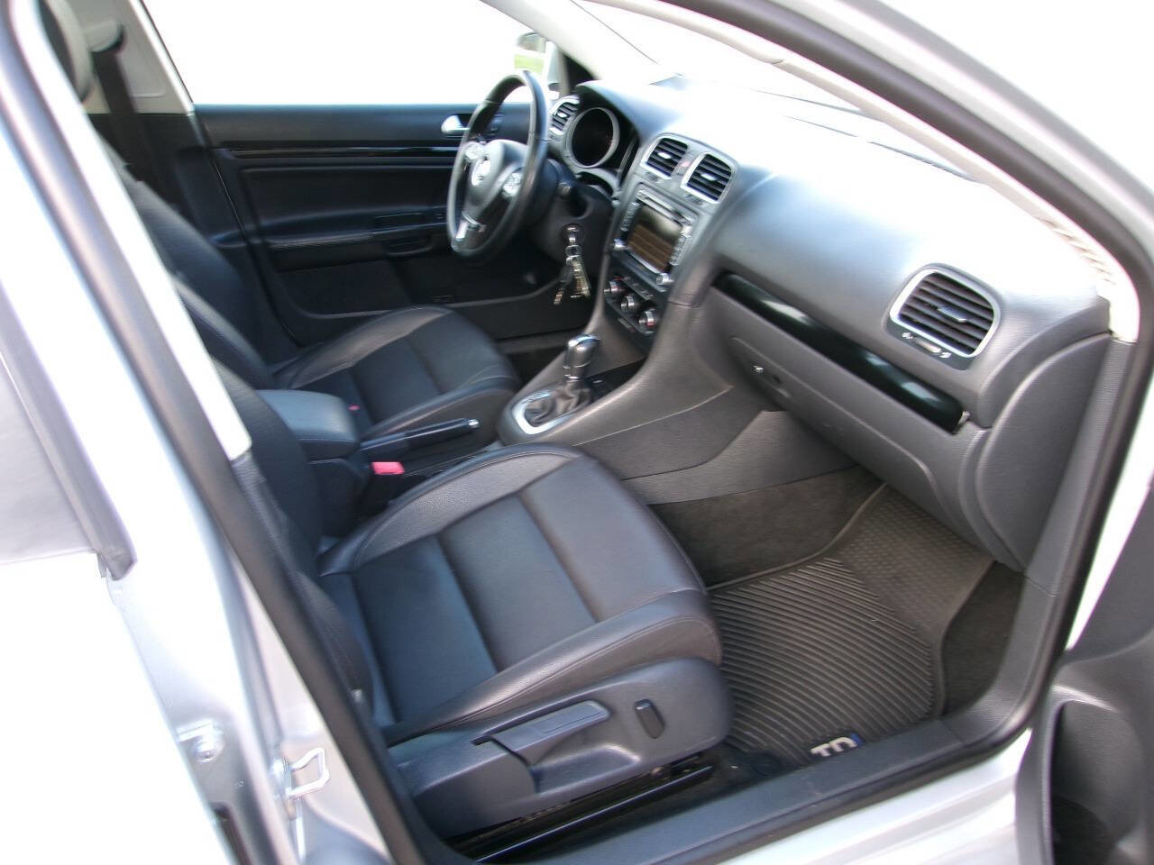 Used 2013 Volkswagen Jetta TDI image 11