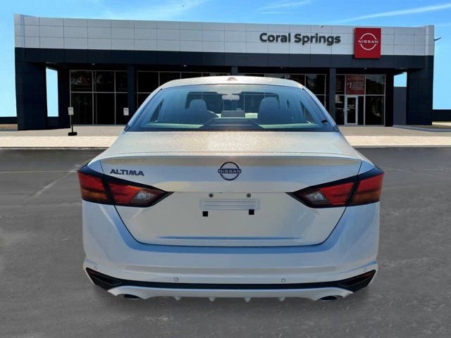 New 2026 Nissan Altima 2.5 SV w/ SV Special Edition Package FWD image 4