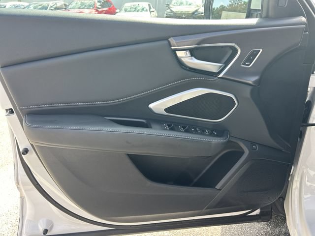 Certified 2025 Acura RDX SH-AWD image 17