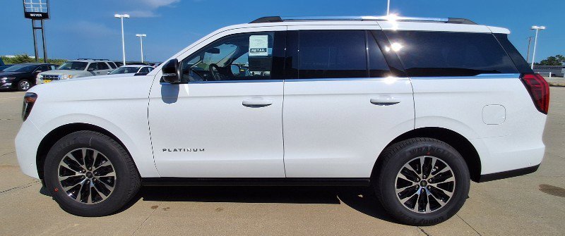 New 2025 Ford Expedition Platinum image 5