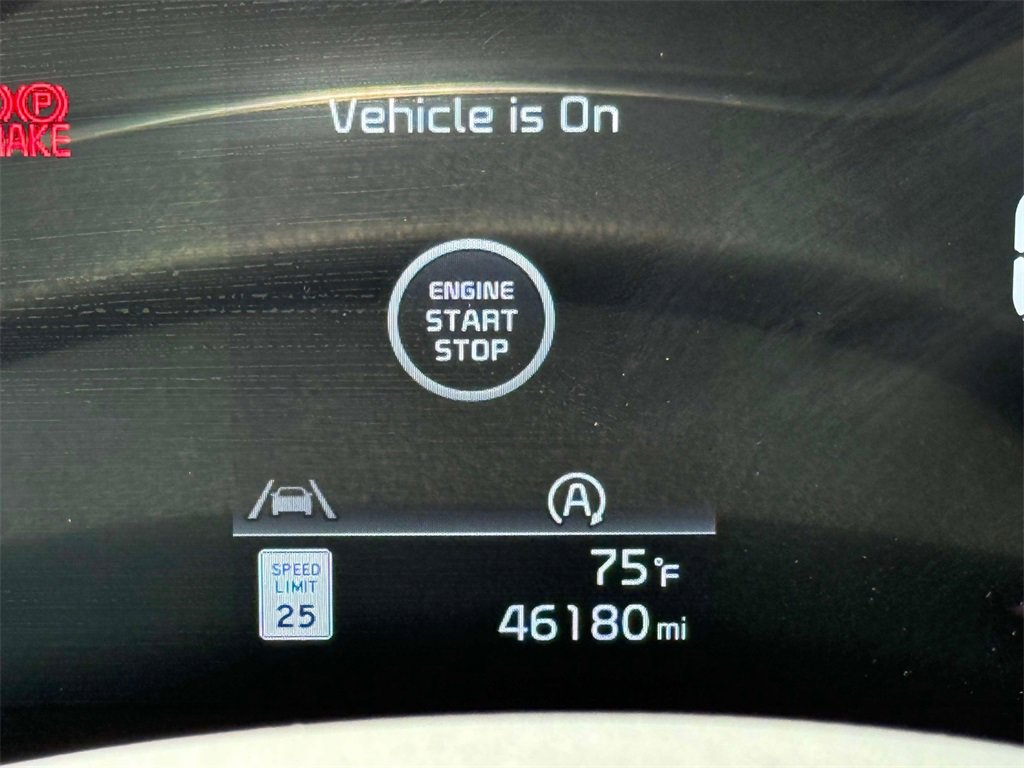 Used 2024 Kia Telluride EX w/ EX Captain's Chair Package image 5