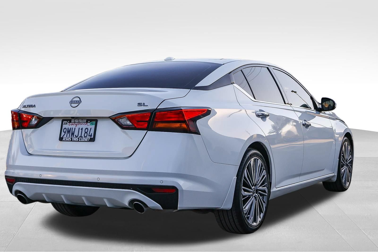 Used 2024 Nissan Altima 2.5 SL FWD image 6