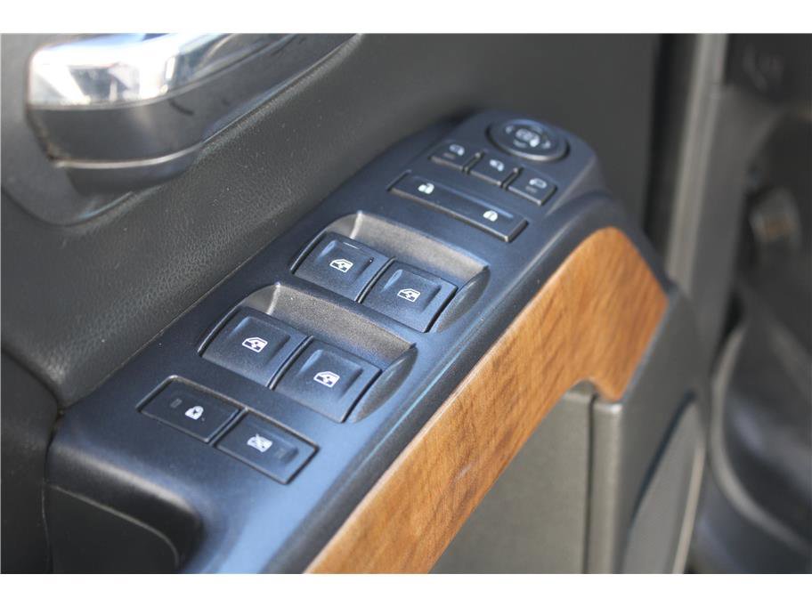 Used 2015 Chevrolet Silverado 1500 LTZ image 12
