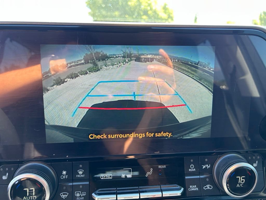 Used 2023 Toyota Highlander XLE FWD image 20