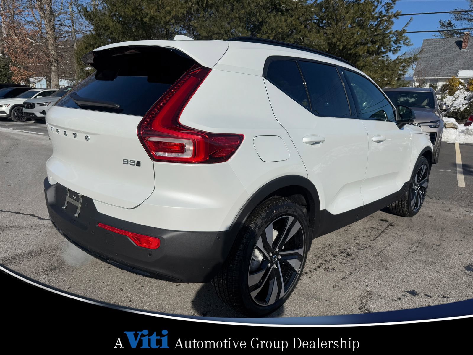 Used 2026 Volvo XC40 B5 Plus w/ Climate Package AWD/4WD image 8