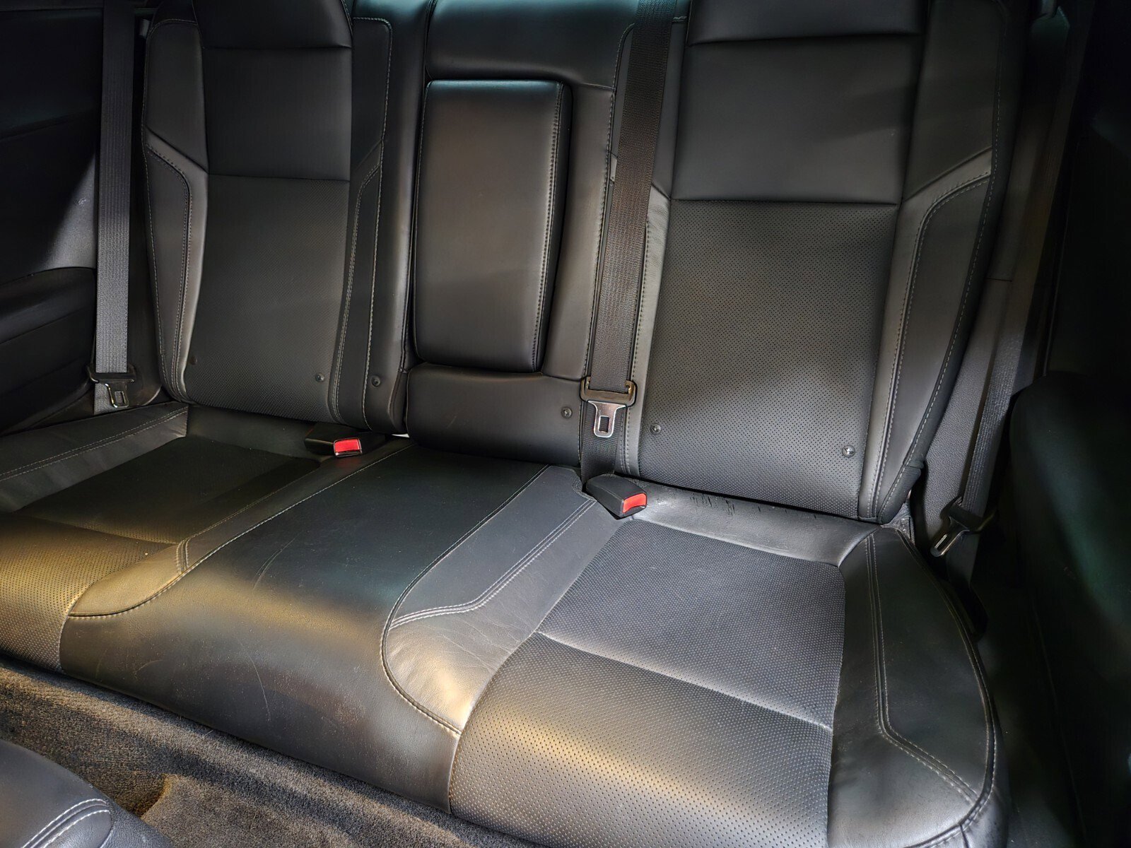 Used 2015 Dodge Challenger SXT Plus RWD image 8
