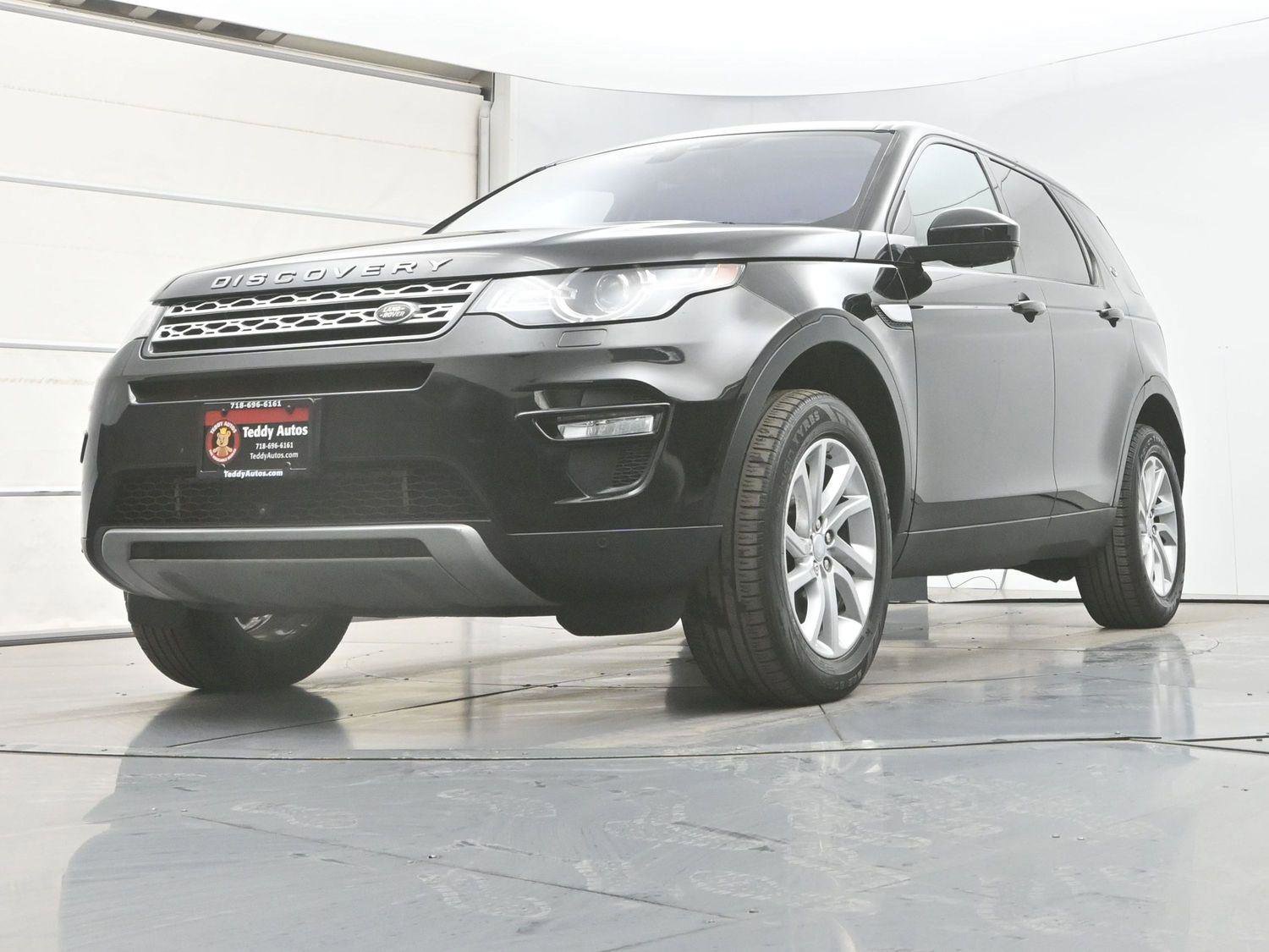Used 2017 Land Rover Discovery Sport HSE image 31