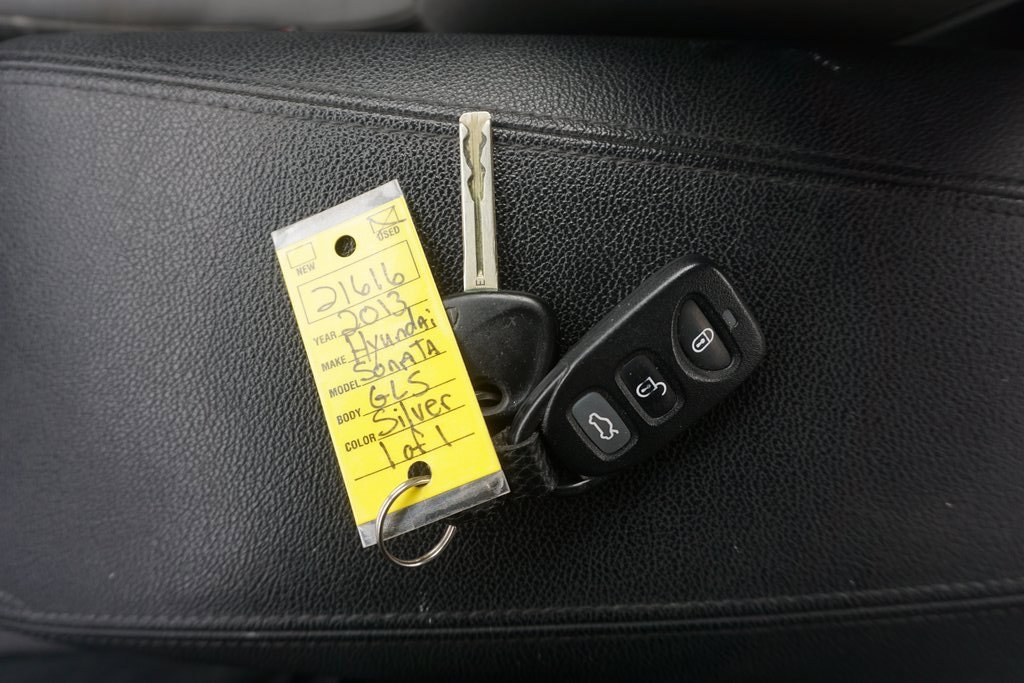 Used 2013 Hyundai Sonata GLS image 26