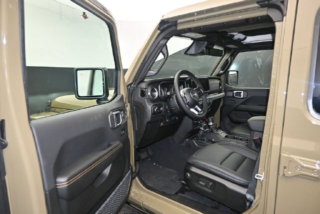 New 2026 Jeep Wrangler Unlimited Sahara AWD/4WD image 12