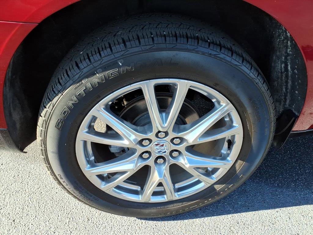 Used 2023 Buick Enclave Essence w/ Experience Buick Package image 22