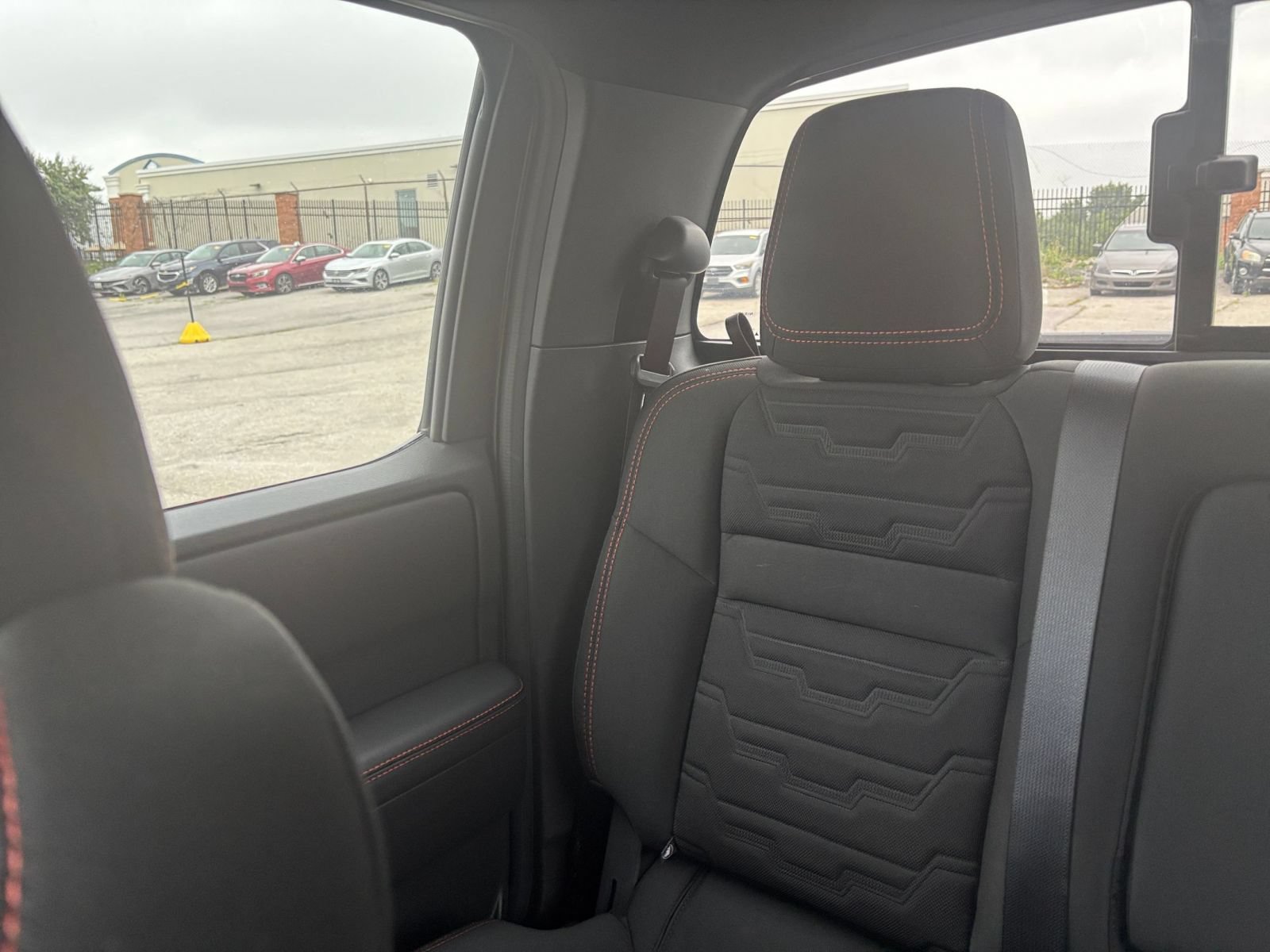 Used 2026 Nissan Frontier PRO-4X AWD/4WD image 34