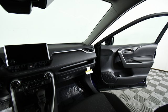 New 2025 Toyota RAV4 XLE image 20