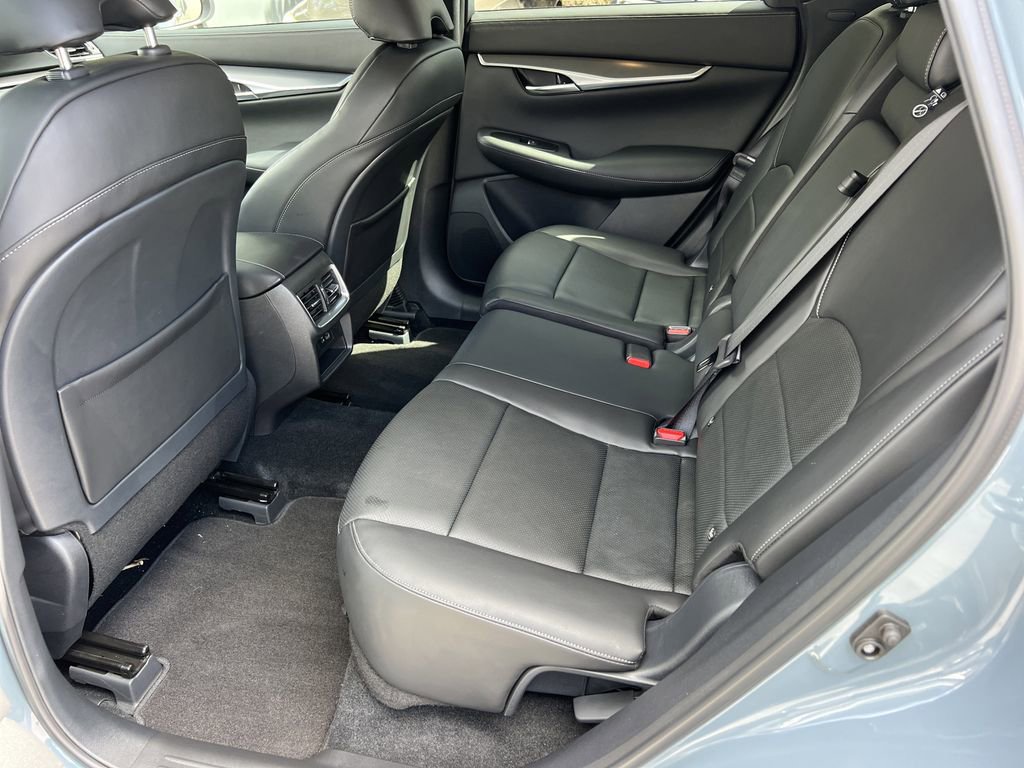 Used 2025 INFINITI QX50 Luxe image 17